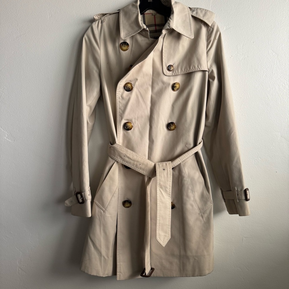 Burberry Trench Coat Slim fit US size 6